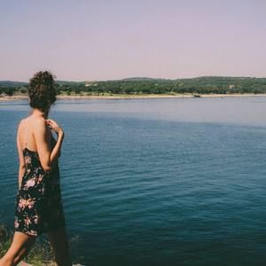 Meet your Posher, Hillary